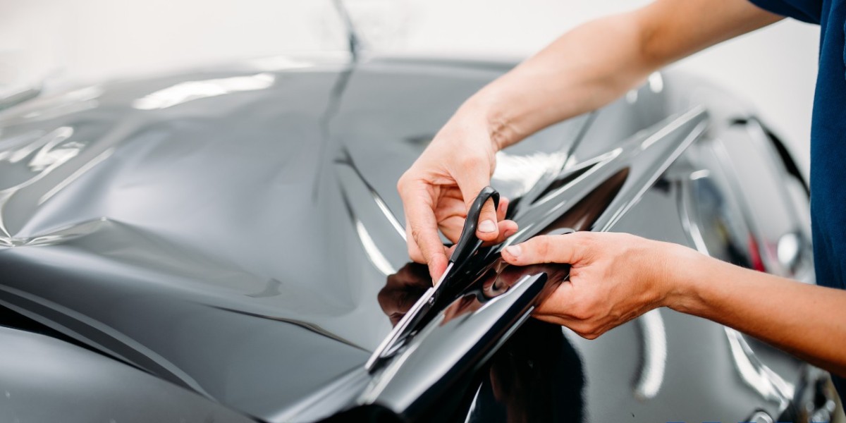 How to Clean the Auto Windshield?