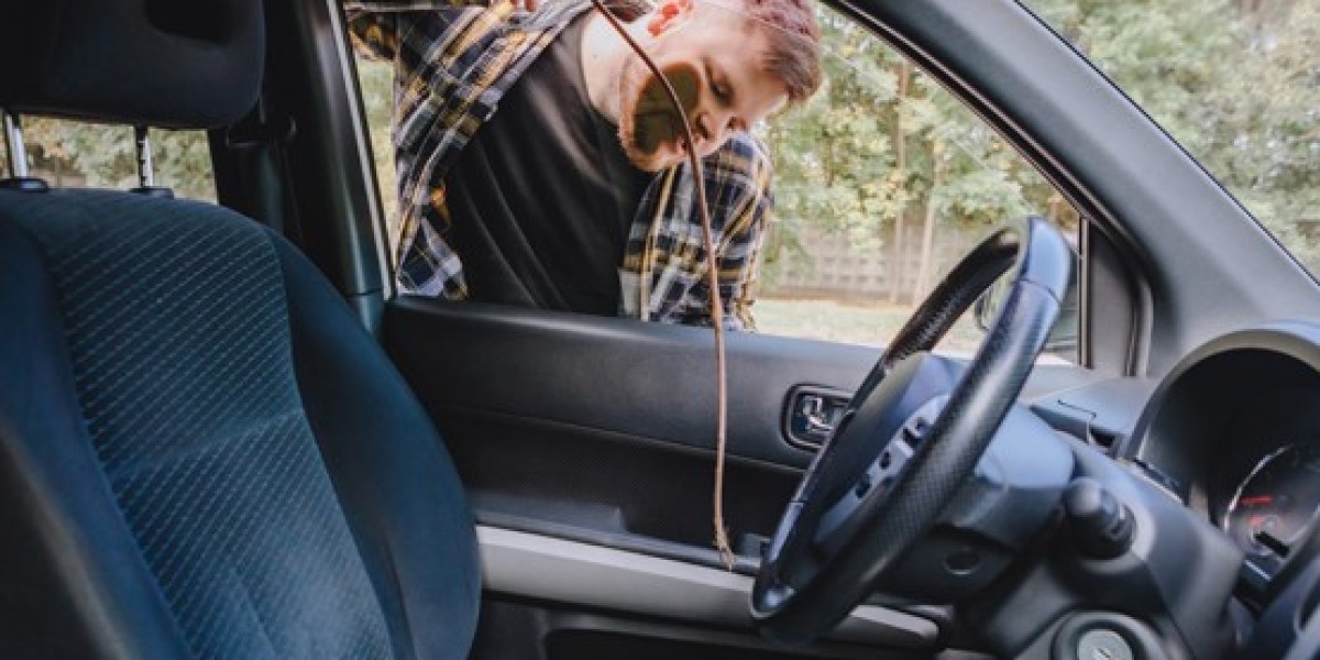 Locked Out of Your Car in Abu Dhabi? Fast and Secure Unlocking Service