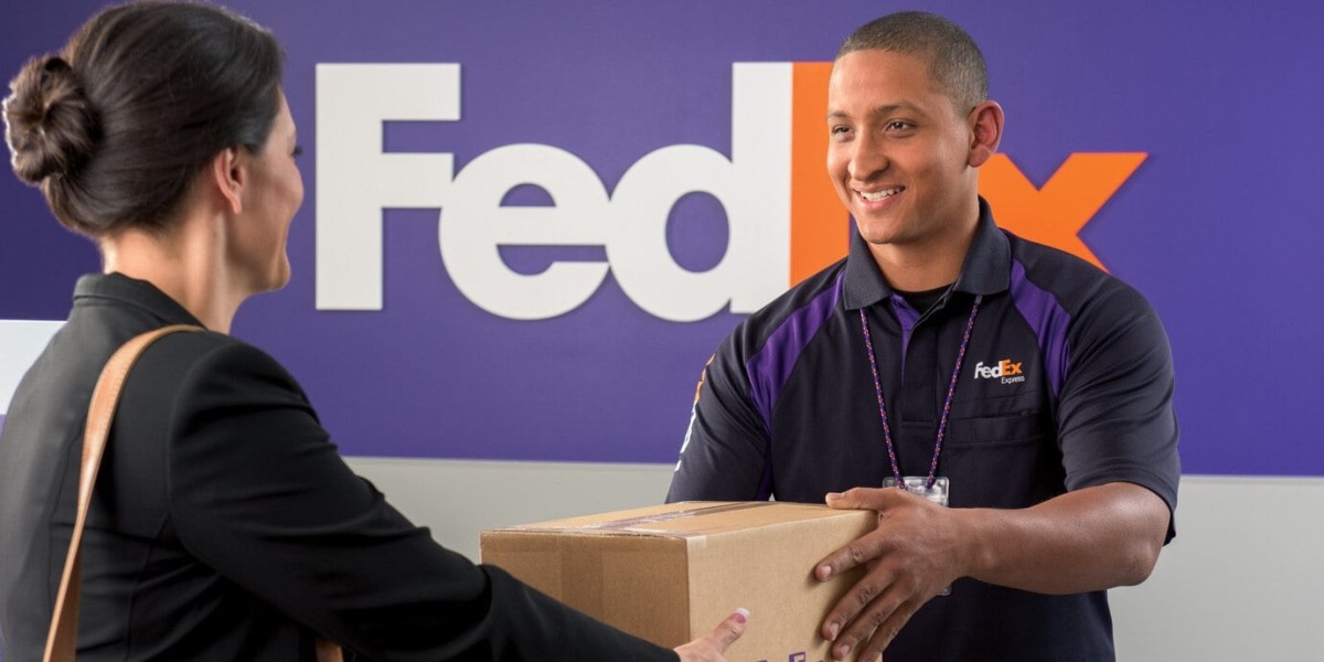 Is FedEx tracking free?